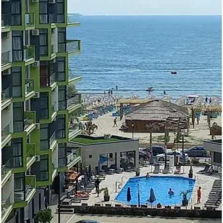 Alezzi Luxury & Spa Center Apartment