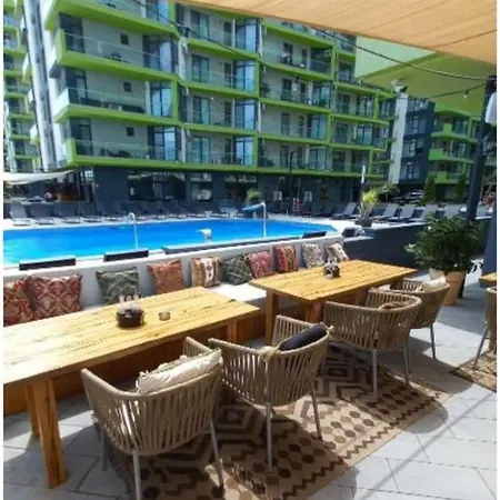 Alezzi Luxury & Spa Center Apartment *